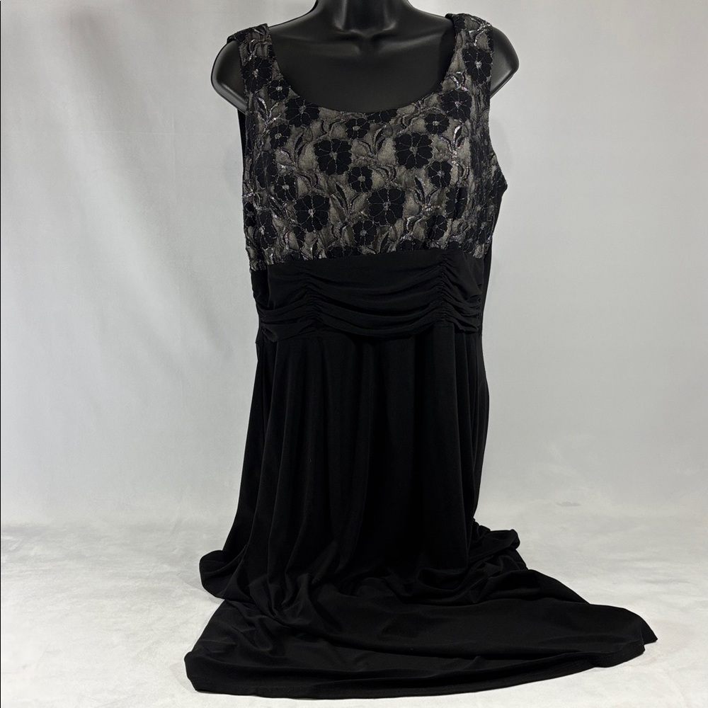Elegant Perceptions New York Midi Dress Sleeveless
